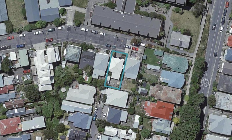 18 Finlay Terrace, Mount Cook, Wellington - Carousel 1