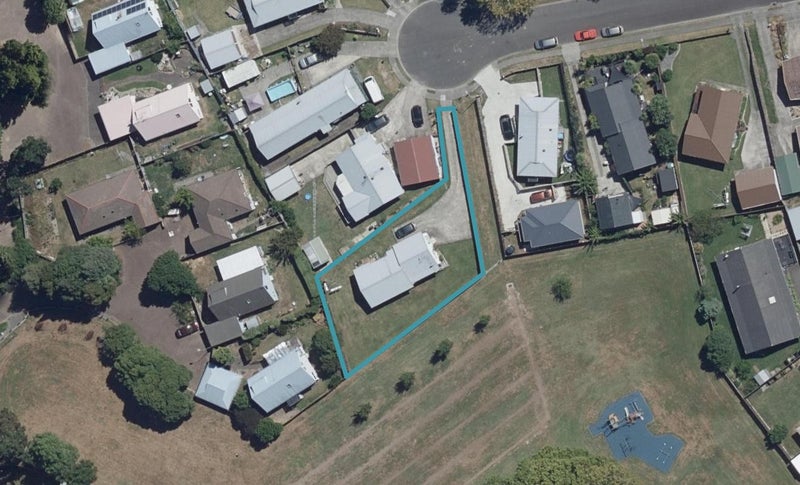 21 Kentucky Crescent, Nawton, Hamilton - Carousel 1