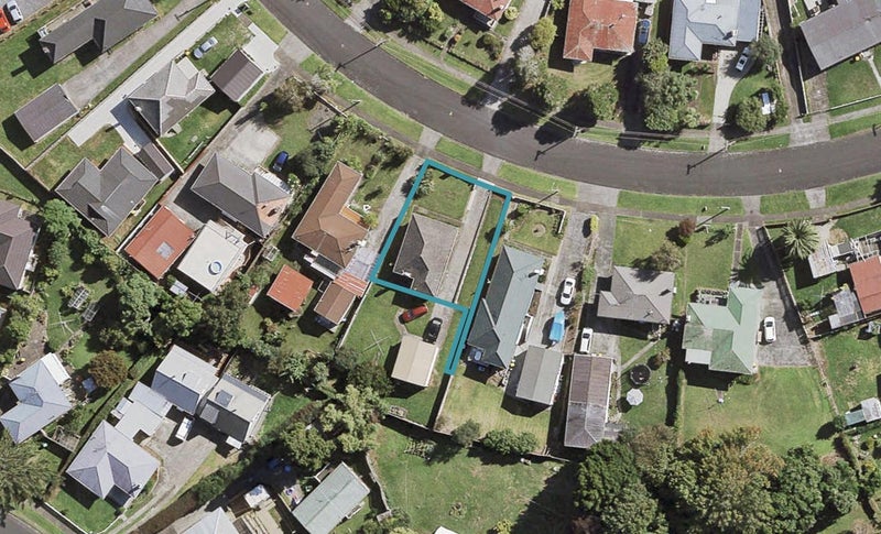 8 Totara Road, Manurewa, Auckland - Carousel 1