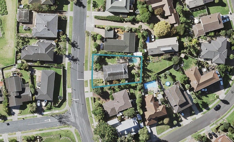 82 John Gill Road, Shelly Park, Auckland - Carousel 1