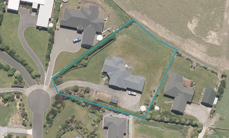 4 Marions Way, Putiki, Whanganui - Carousel 1
