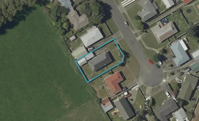 12 Egmont Place, Westbrook, Palmerston North - Carousel 1