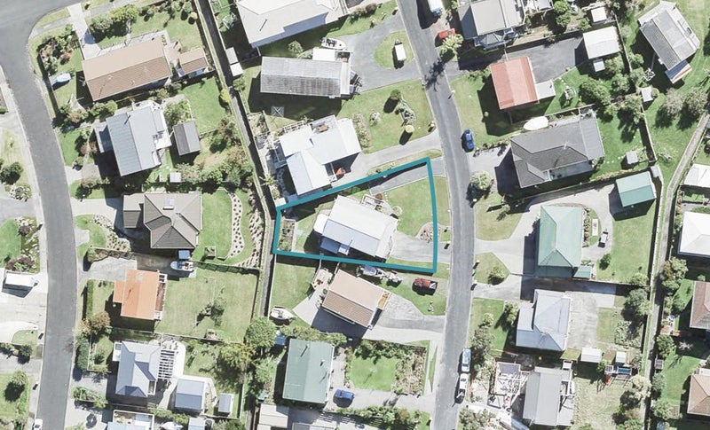8 Ngatira Place, Snells Beach, Snells Beach - Carousel 1