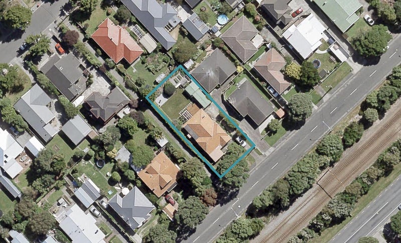 79 Pohutukawa Street, Woburn, Lower Hutt - Carousel 1
