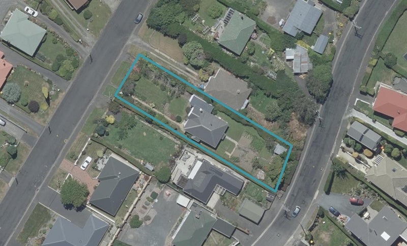 402 Pine Hill Road, Pine Hill, Dunedin - Carousel 1