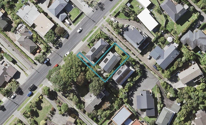 33A Aberdeen Road, Castor Bay, Auckland - Carousel 1