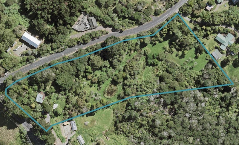 154 Candia Road, Henderson Valley, Auckland - Carousel 1