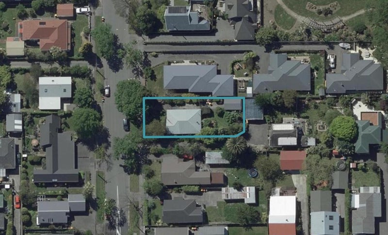 10 Norwood Street, Beckenham, Christchurch - Carousel 1