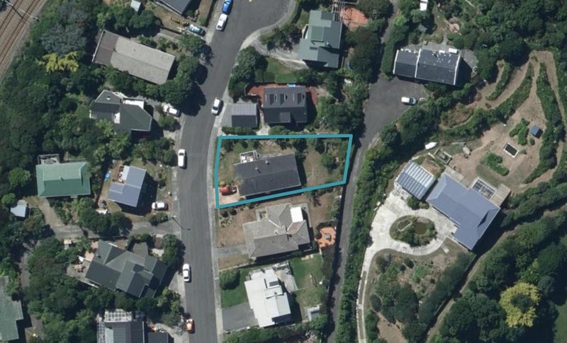 8 Puketai Place, Pukerua Bay, Porirua - Carousel 1