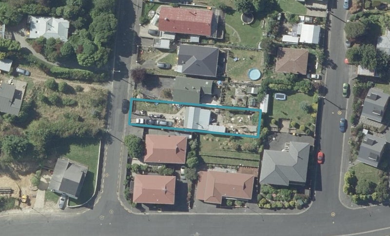 30 Sydney Street, Caversham, Dunedin - Carousel 1