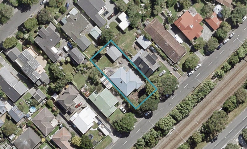 89 Pohutukawa Street, Woburn, Lower Hutt - Carousel 1