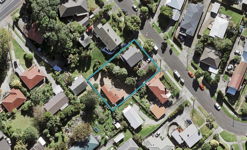 1/7 Craigbank Avenue, New Lynn, Auckland - Carousel 1