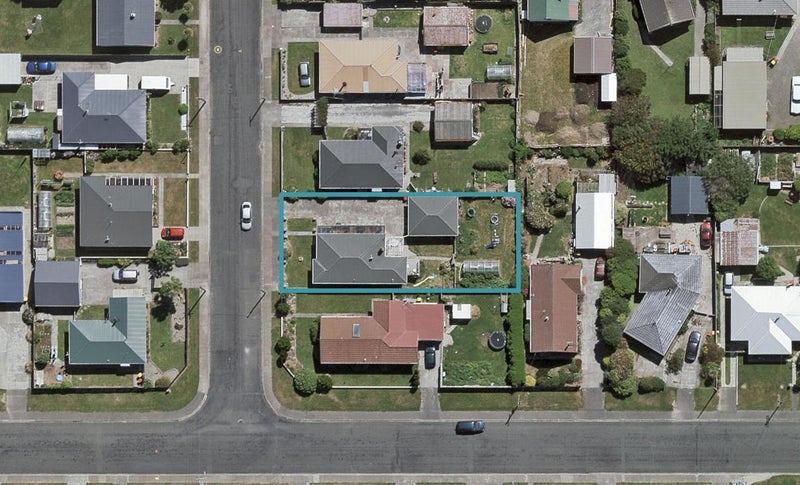 3 Henderson Street, Kingswell, Invercargill - Carousel 1