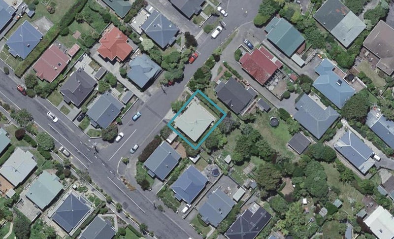 2 Pomare Street, Ngaio, Wellington - Carousel 1