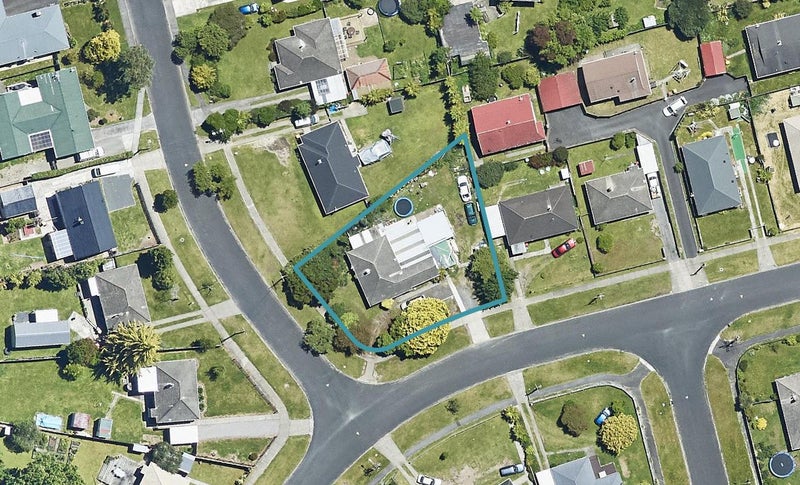 25 Manuka Crescent, Hillcrest, Rotorua - Carousel 1