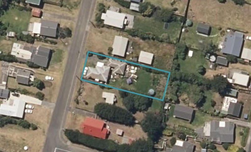 100 Park Avenue, Waitarere Beach, Levin - Carousel 1