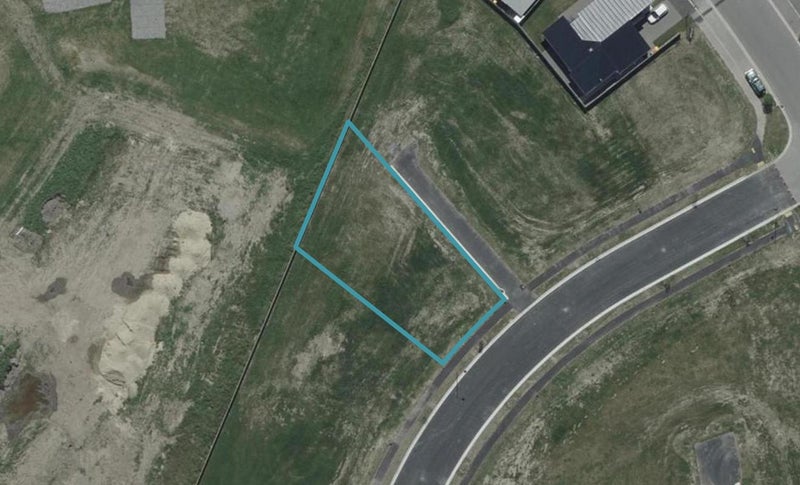 10 Loch Tanna Way, Broomfield, Christchurch - Carousel 1