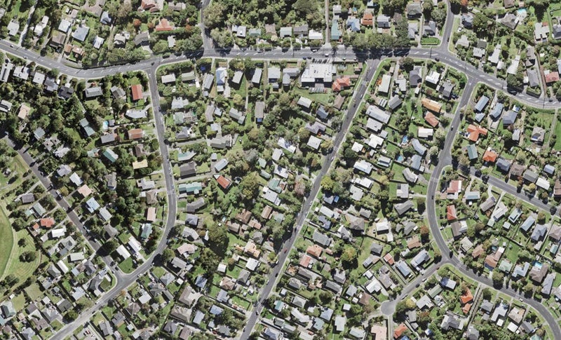 1/13 Stottholm Road, Titirangi, Auckland - Carousel 1