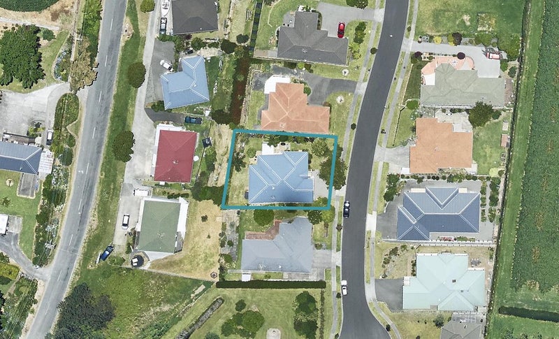14 Corwen Avenue, Hairini, Tauranga - Carousel 1