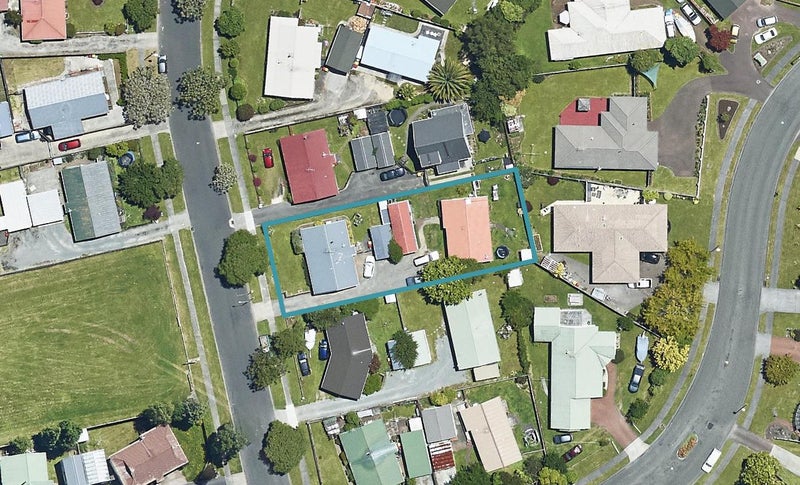44B Aquarius Drive, Kawaha Point, Rotorua - Carousel 1
