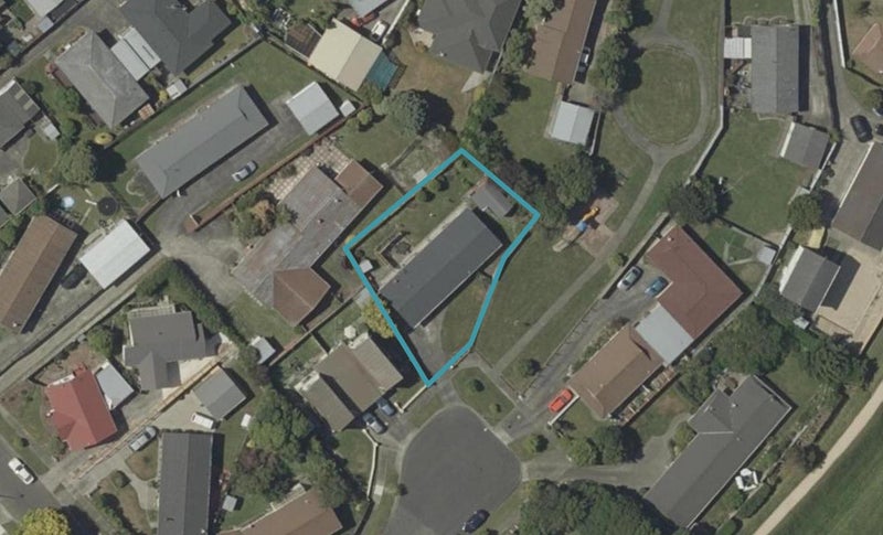 25 Cecil Place, Cloverlea, Palmerston North - Carousel 1