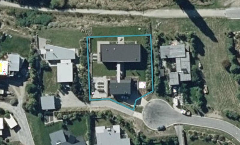 12 Bridgewater Terrace, Albert Town, Wanaka - Carousel 1