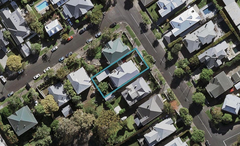 11 Ohinerau Street, Remuera, Auckland - Carousel 1