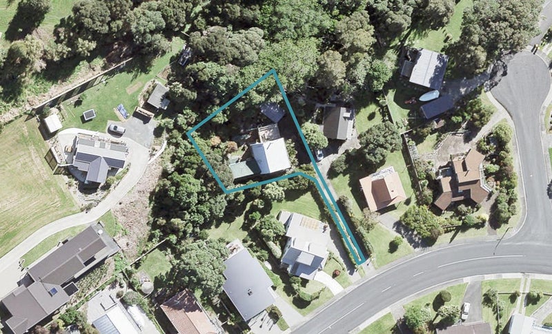 17 Mariners Grove, Algies Bay, Warkworth - Carousel 1