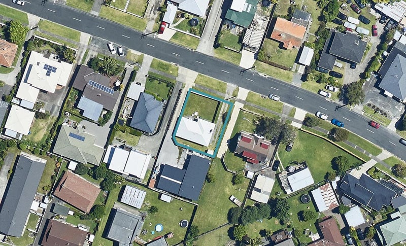 16A Ngatai Road, Otumoetai, Tauranga - Carousel 1