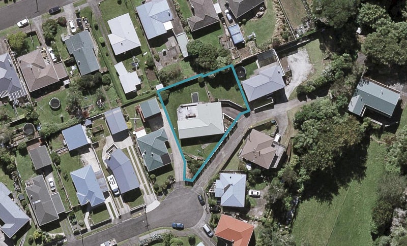 13 Barclay Street, Ferndale, New Plymouth - Carousel 1