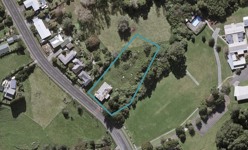 355 Tukapa Street, Hurdon, New Plymouth - Carousel 1