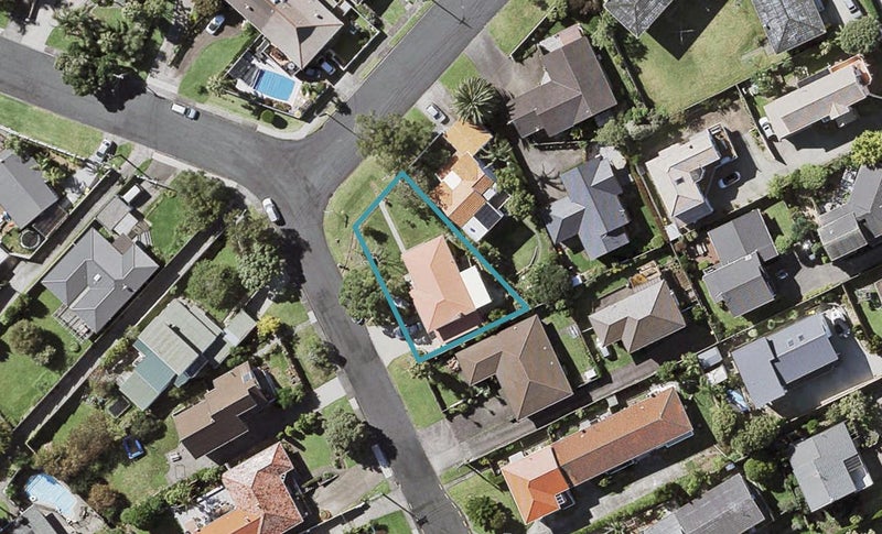 8 Argyle Terrace, Milford, Auckland - Carousel 1