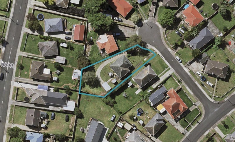 6 Leonard Place, Otara, Auckland - Carousel 1