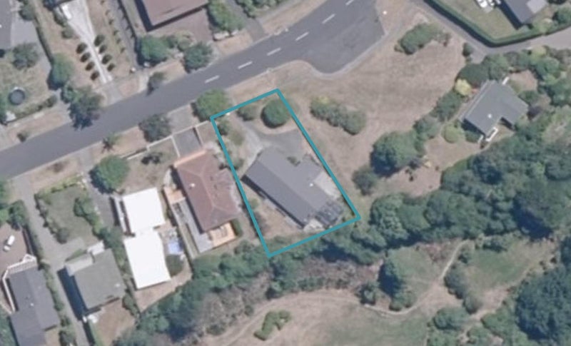 47 Harvey Street, Waipahihi, Taupo - Carousel 1