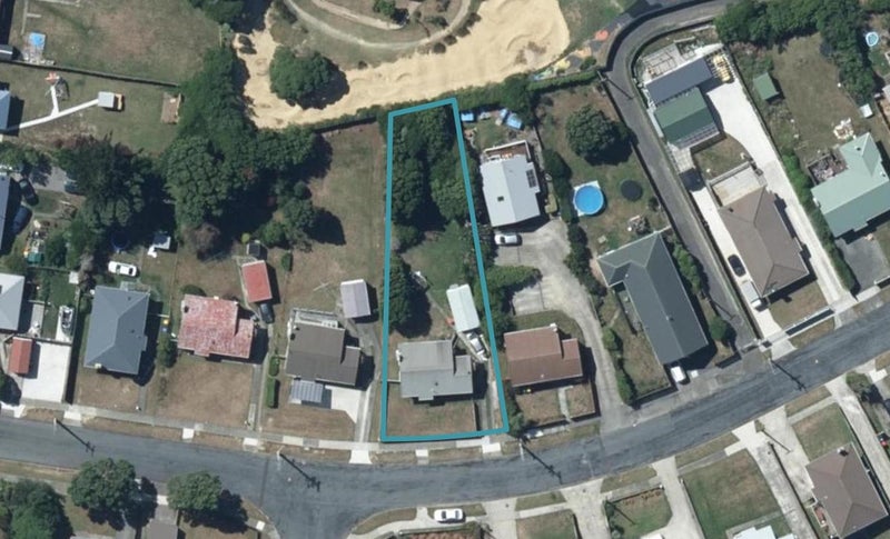26 Opapa Street, Titahi Bay, Porirua - Carousel 1