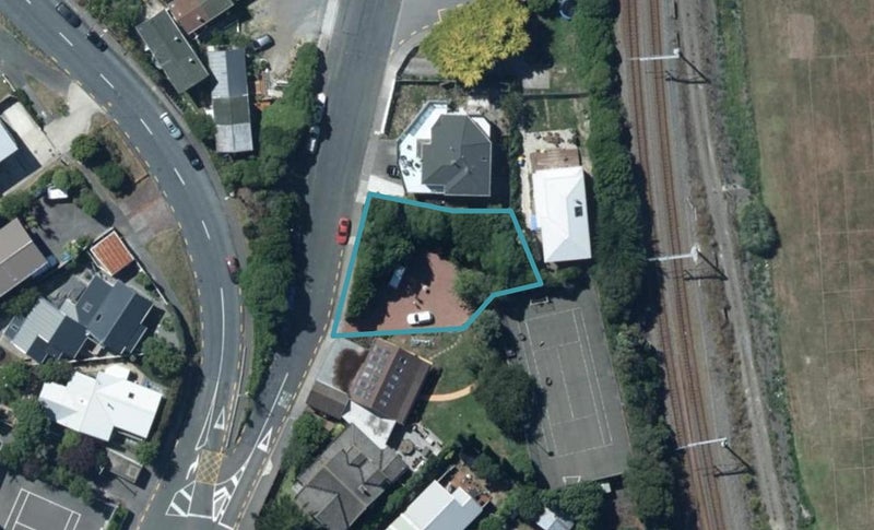 2 School Road, Plimmerton, Porirua - Carousel 1