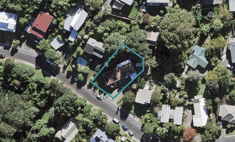1/29 Rosecamp Road, Beach Haven, Auckland - Carousel 1