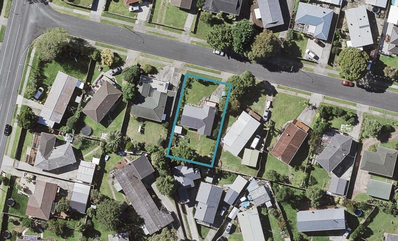 7 Blanche Way, Half Moon Bay, Auckland - Carousel 1