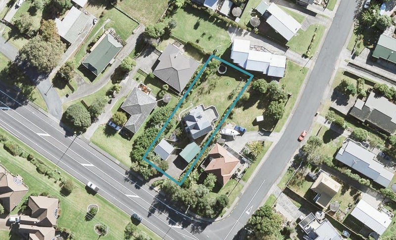 424 Whangaparaoa Road, Stanmore Bay, Whangaparaoa - Carousel 1
