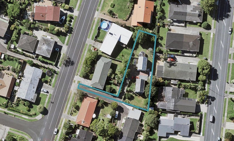 1/85 Meadway, Sunnyhills, Auckland - Carousel 1