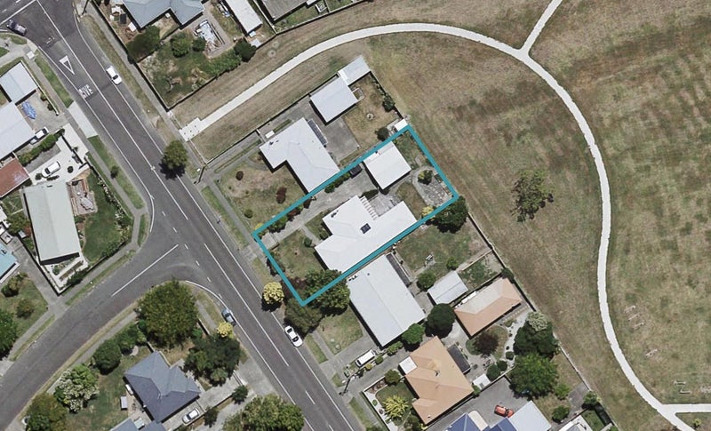 5 Trinity Crescent, Pirimai, Napier - Carousel 1