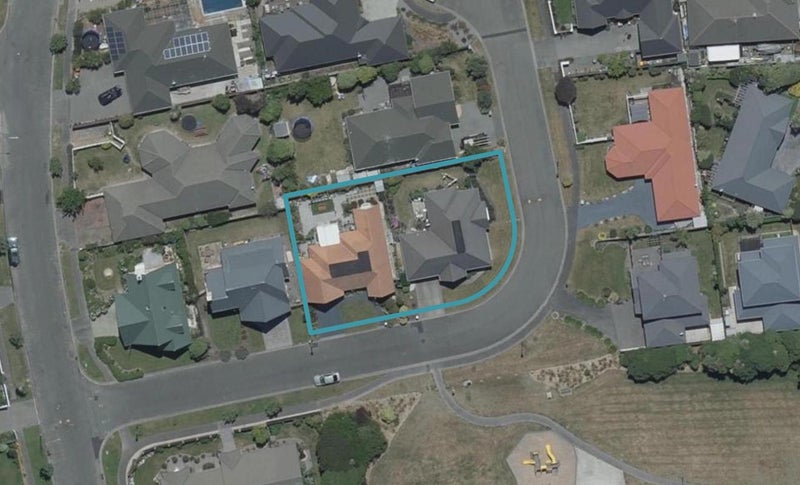 1/3 Evenwood Place, Waimairi Beach, Christchurch - Carousel 1