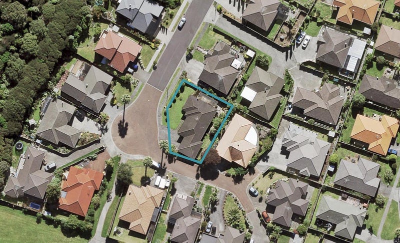 22 Carnelian Court, Westgate, Auckland - Carousel 1