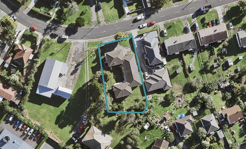 3/44 Parkinson Avenue, Owairaka, Auckland - Carousel 1