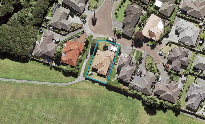 36 Carnelian Court, Westgate, Auckland - Carousel 1