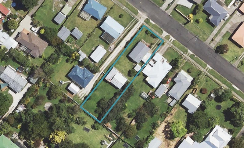 18 Gordon Street, Mangapapa, Gisborne - Carousel 1