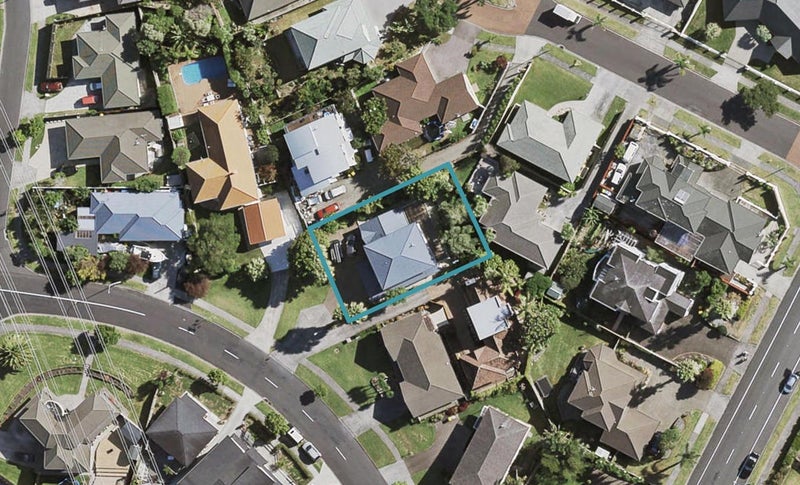 9 Wairere Road, The Gardens, Auckland - Carousel 1