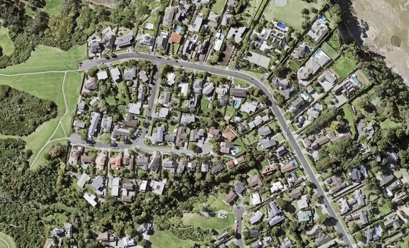 10 Micawber Place, Mellons Bay, Auckland - Carousel 1