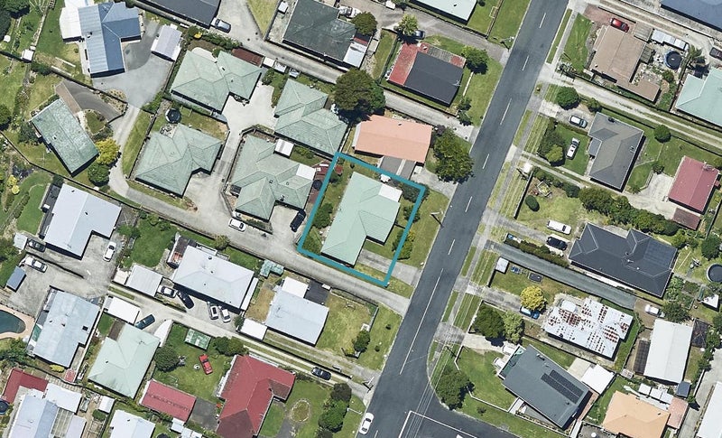 51 Coopers Road, Gate Pa, Tauranga - Carousel 1