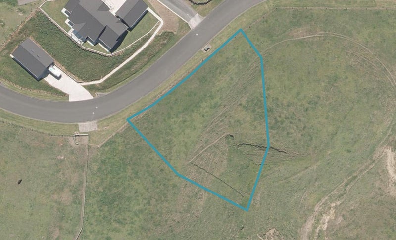 30 Cracroft Drive, Putiki, Whanganui - Carousel 1